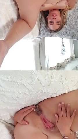 Buttplug Play and Masturbation Selfie Show