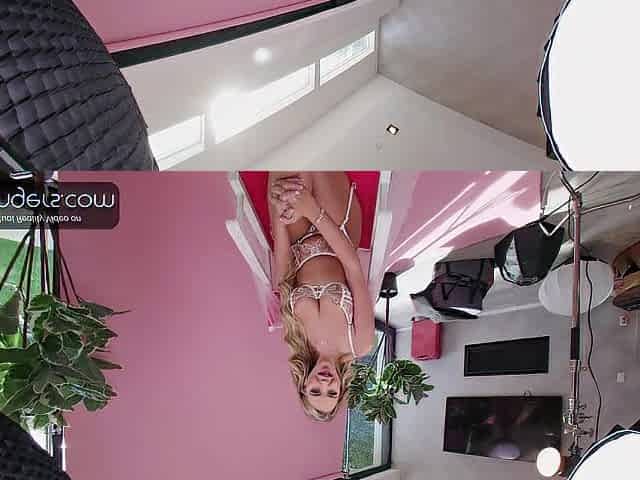 VR Bangers: Sexy Golden-haired Blake in Underware Sucks a Giant Knob and Shows Her Unshaved Cunt