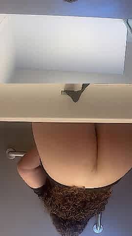 Lunch Break Booty Shaking and Masturbation