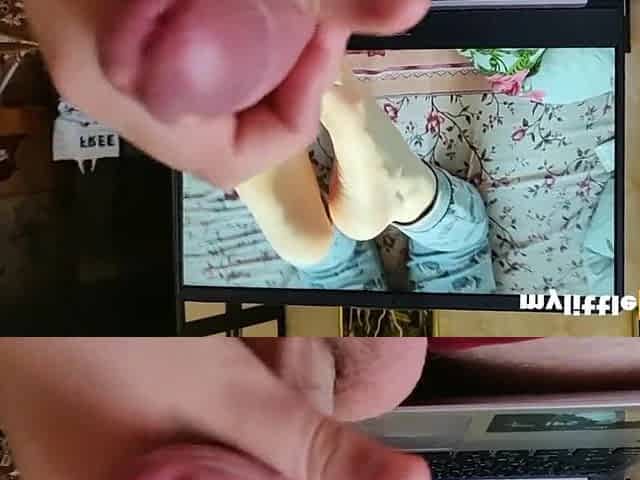 Hard Chubby Dick Cums on Feet - Groaning And Shaking