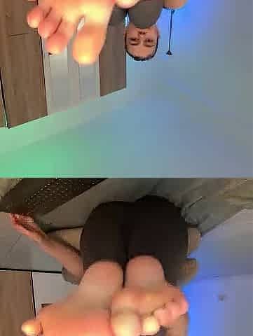 Masturbate large schlong with hawt feet