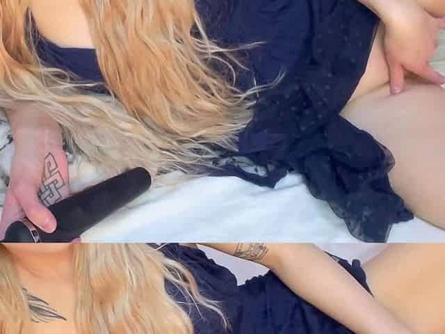 Amateur blonde teen fucks pussy and ass with toy