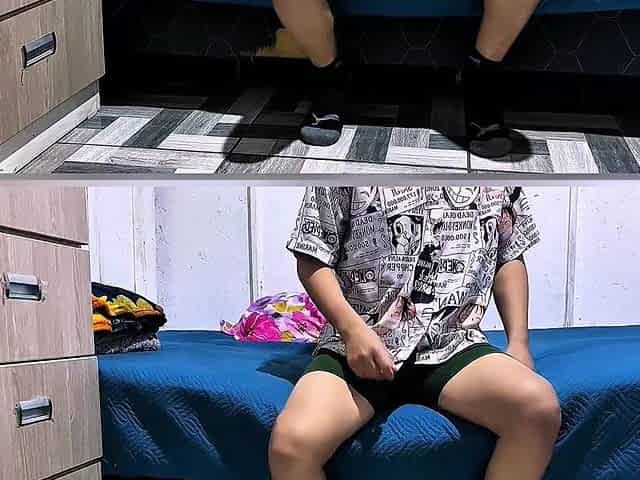 6 Minutes of Real Homemade Sex with My Little Stepsister Before She Starts Her Classes - Nati Sweet
