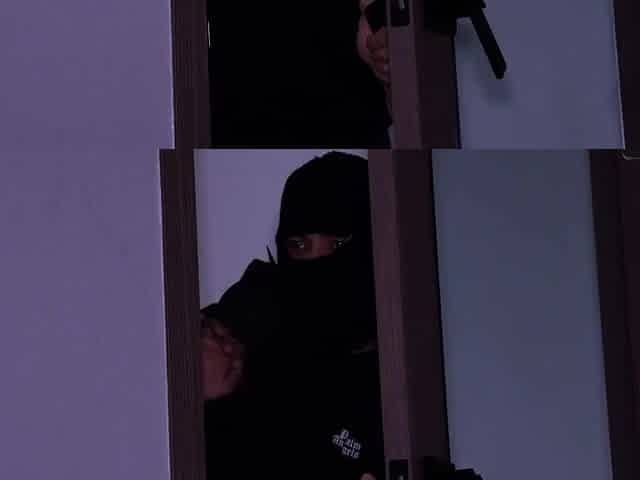 Fucking robber enters empty building, butfinds a brunette