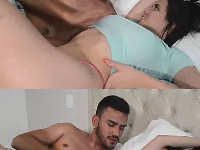 Woke up to a hung guy, got it on with him for some incredible morning hook-up - doggystyle, hottest XXX porn!