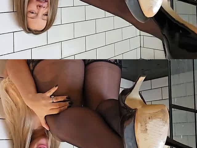 Tantalizing Busty Babe Goes Solo and Masturbates