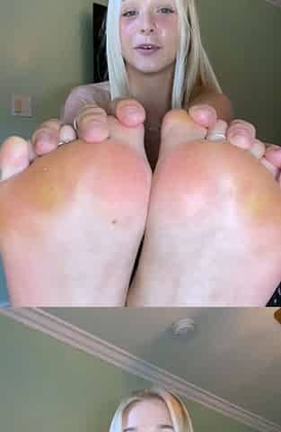 Blonde in stockings foot fetish and pussy pounding