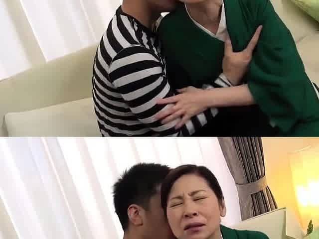 Japanese teen An Himeno in black lingerie sucking dick