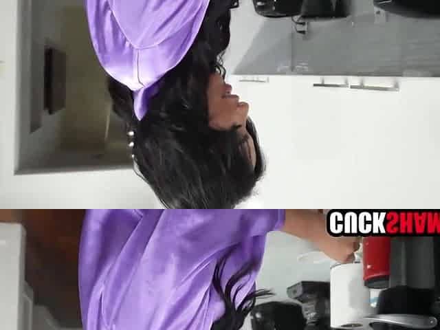 Cuckold hubby doesn't mind wife screw other boyz