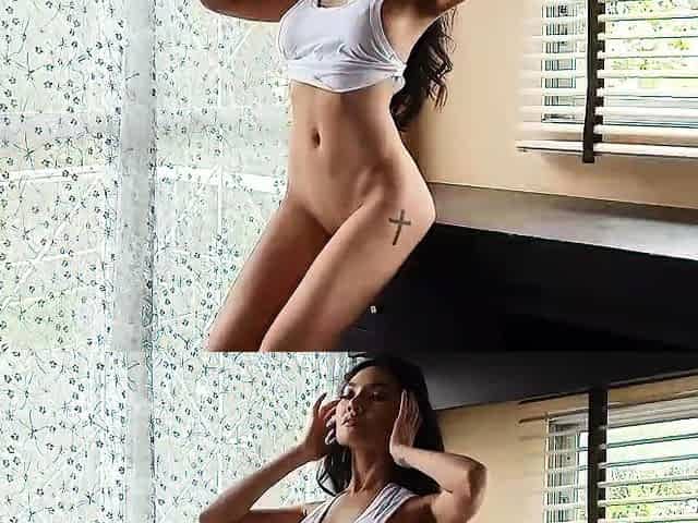 Love Chat Big Boobs Brunette Masturbating For Cam