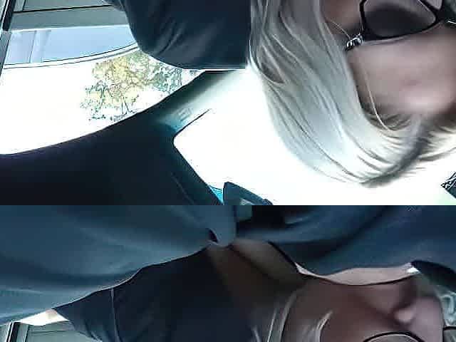 homemade-British Bird Loves Sucking Cock In The Car