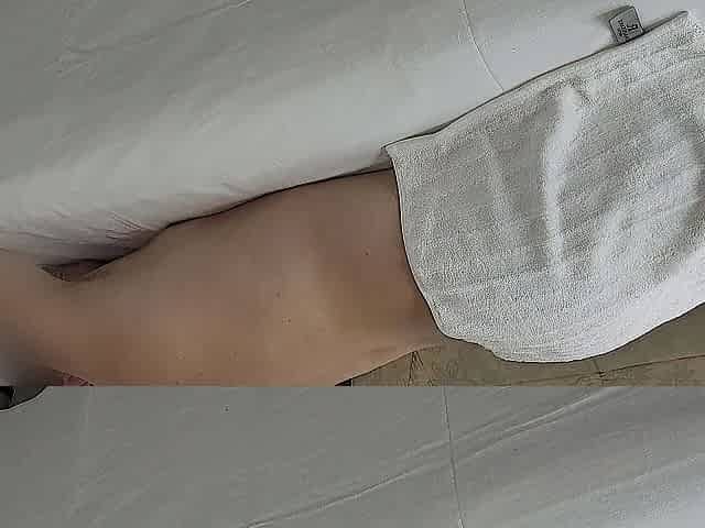 real climax from a beauty in a massage parlor
