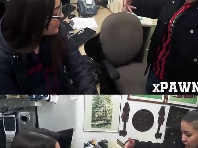 Big Tits Girl With Glasses Blows Cock In Pawnshop Office