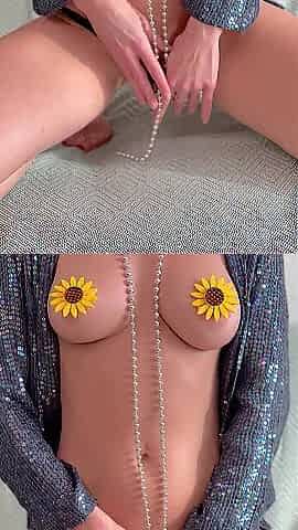 I play with a vagina, beads and a banana