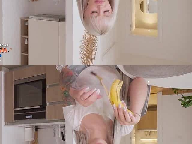 Your perfect neighbor-girl won't leave you without CUMMING