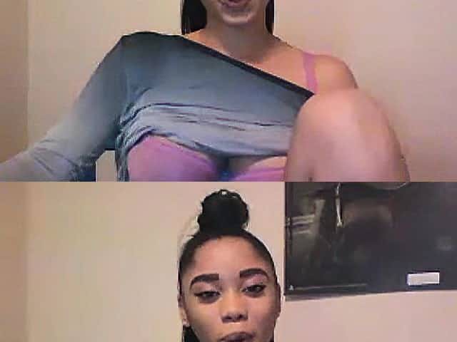 Ebony Fucks Her Creamy Squirting Pussy And Anal On Webcam