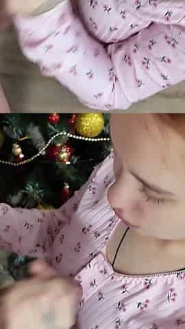 Fucking My Stepsister Near the Christmas Tree on New Year's Eve. Homemade Video. Xkeryb