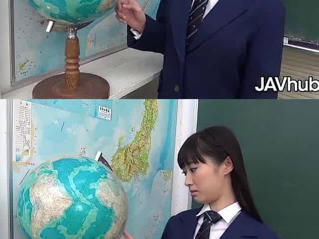 Japanese College Girl Tomomi Motozawa