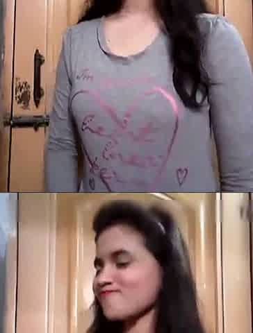 Teen girl boobs show 01