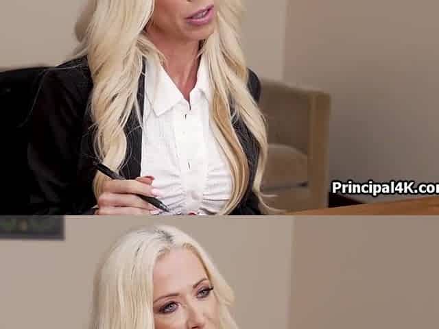 Large tit aged school secretary blows the boss at his office