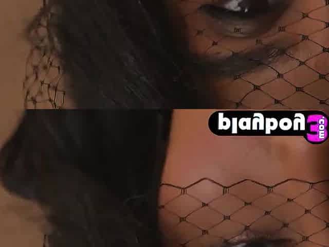 Hawt Oriental chick disclosed breathtaking body after hawt striptease