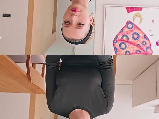 Hawt Babysitter Wanted a Job, Got a Mouthful Instead