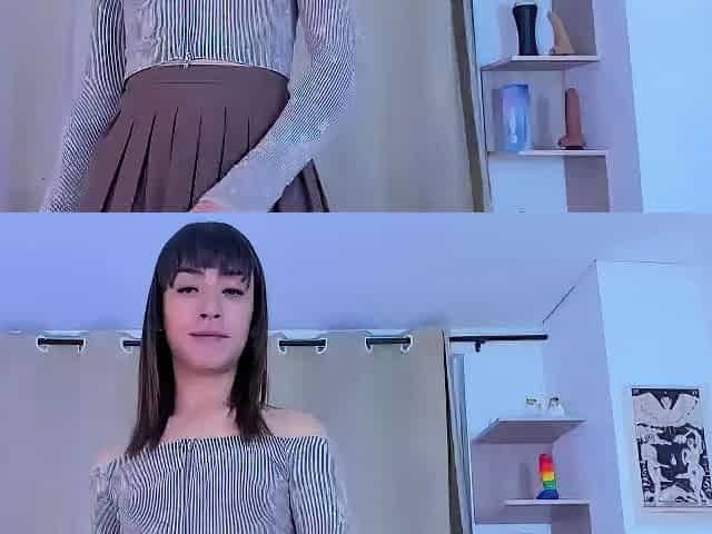 Amateur Blonde Teen Plays Solo with Toy Webcam Porn