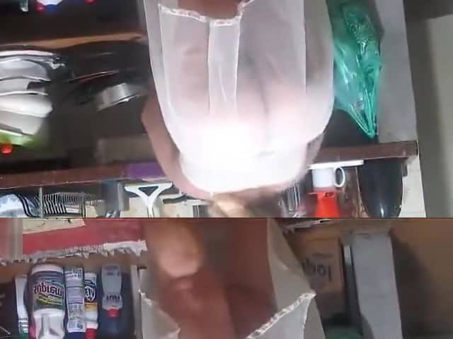 When I was doing the dishes in the kitchen with my wife (we are from brazil)