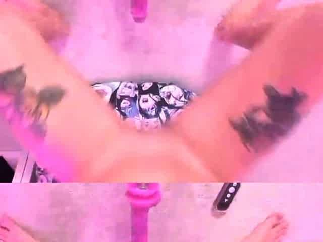 Amateur blonde tattooed babe toying her big cunt