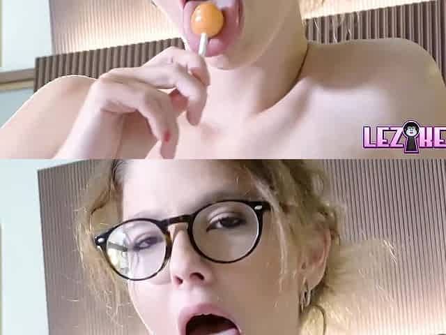 Hot Italian honey Sara Bell plays with her dildo