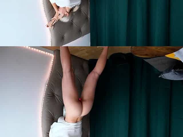 Yana teenage amateur naked blonde babe at home
