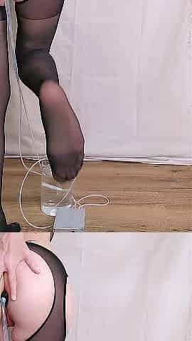 EXTRAORDINARY ENEMA - Biggest stomach inflation Small mother I'd like to fuck