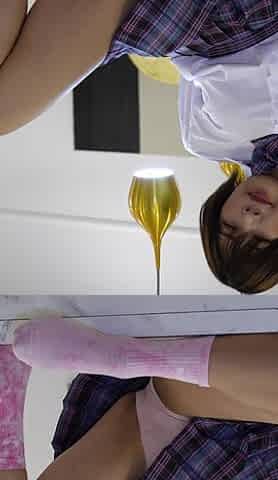 Japanese Student Knows How to Wet Her Panties