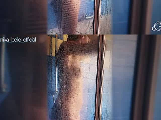 See Me Play in My Shower - Time with Annika Belle