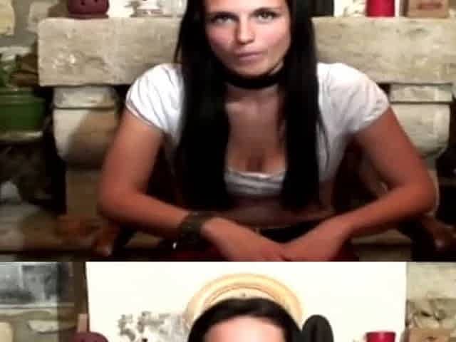 jeune couple baise devant la camera