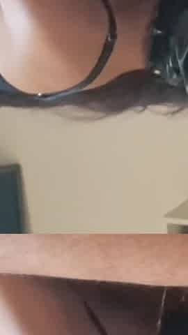 4 Scenes, 23 Minutes of MILF Giving a Blowjob with a Condom