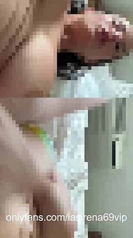 Bizarre Fun From Aggressive Twat Rubbing