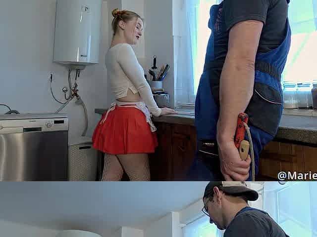 Cheating Housewife Implores Handyman To Screw Her Butt, ATM Facial