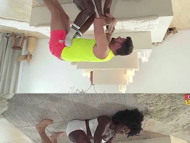 Fakehub Originals - Fucking the Bubble Booty Yoga Teacher Josy Ebony