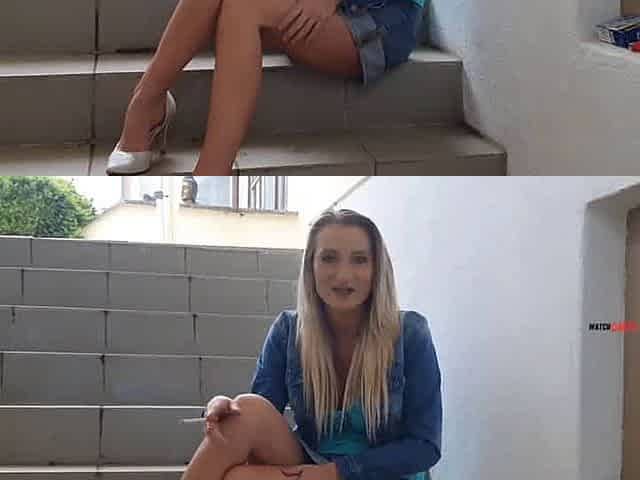 Smoking Vika Victorian 17