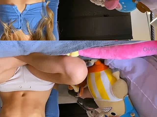 Sexy teen ebony solo toy masturbation