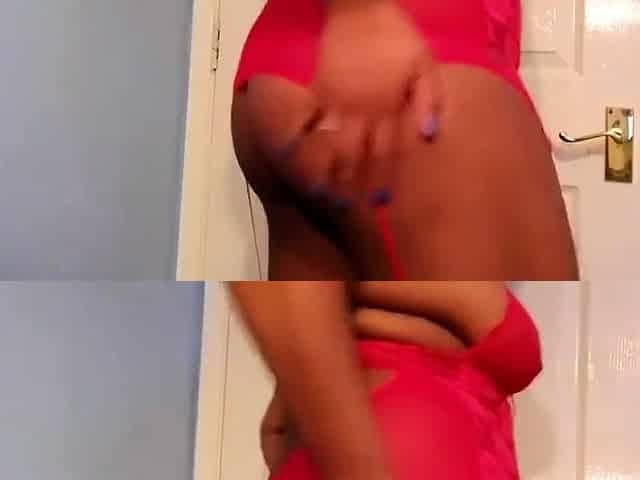 Luna oiling, spreading and masturbating (Brazil)