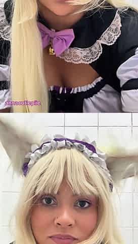 Public Toilet Farts at Cosplay Con - Gassy BBW in Cosplay
