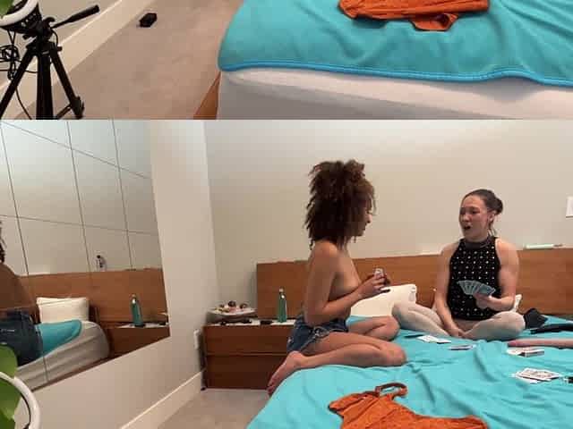 Ffmwhat Do College Besties Really Do at Home