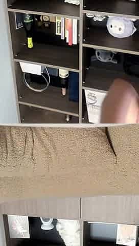 Pretty Woman Shows Masturbation Bottom View