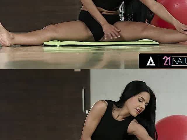twenty one NATURALS - Small Female-dominant Apolonia Worships Large Knob with Her Consummate Feet