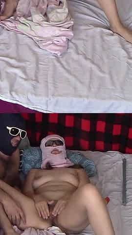 Licking Wife's Juicy Pussy, Amateurs in the Bedroom