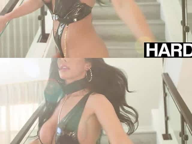 Big-breasted Steamy Jennifer White Rammed Anally