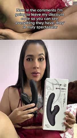 Masturbation and Real Orgasm While Unboxing My New Sexy Toy