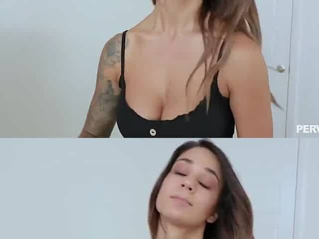 A Topless Milf Breakfast With Alexis Zara